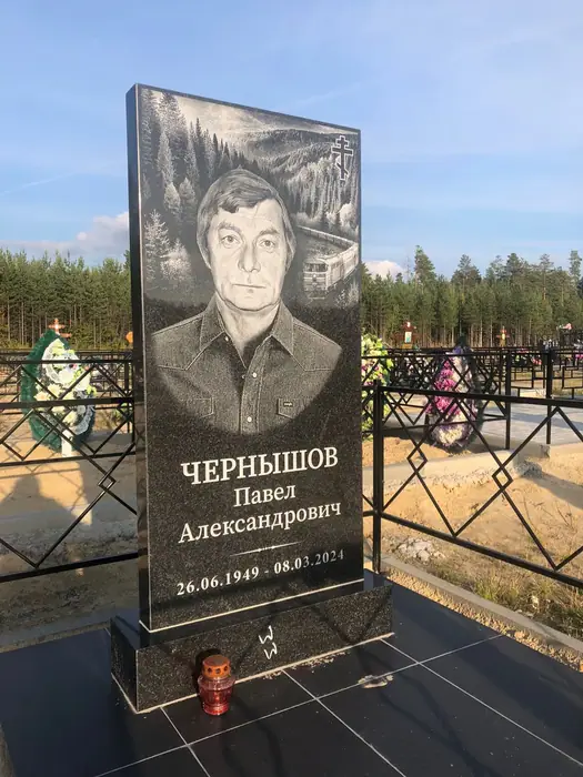 Изготовленный памятник из гранита, работа 114