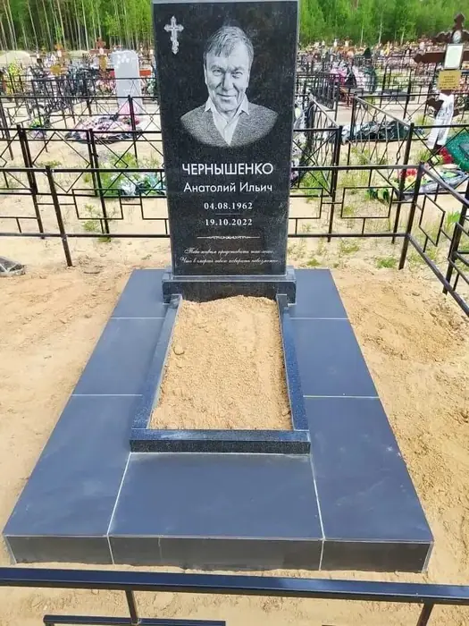 Изготовленный памятник из гранита, работа 18
