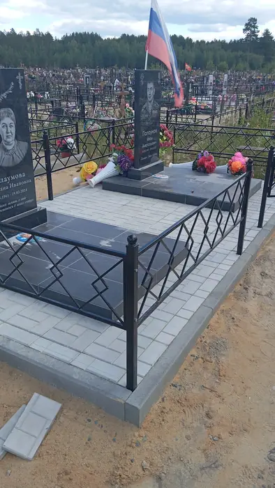 Изготовленный памятник из гранита, работа 132