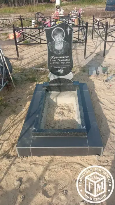 Изготовленный памятник из гранита, работа 33