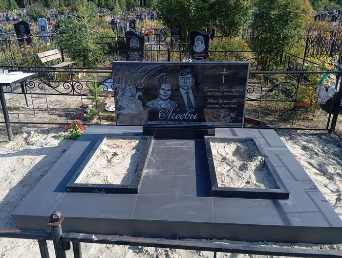 Изготовленный памятник из гранита, работа 95