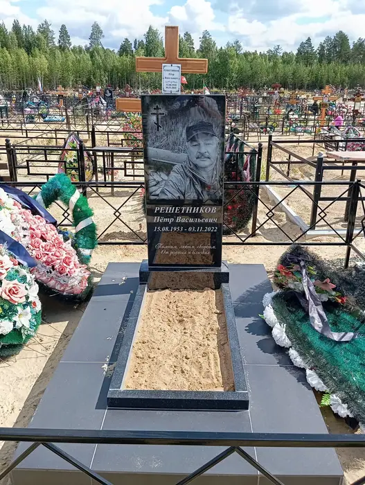 Изготовленный памятник из гранита, работа 23