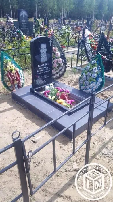 Изготовленный памятник из гранита, работа 36