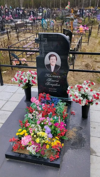 Изготовленный памятник из гранита, работа 64