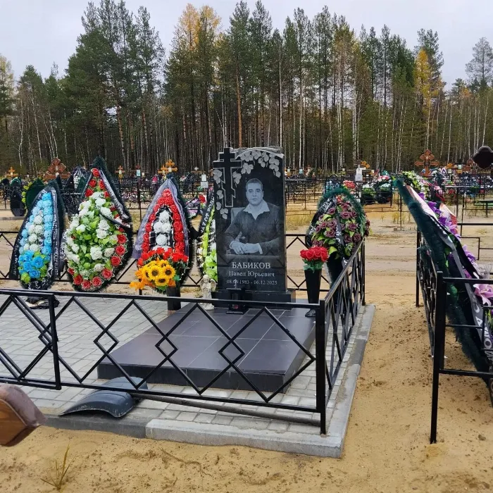 Изготовленный памятник из гранита, работа 67