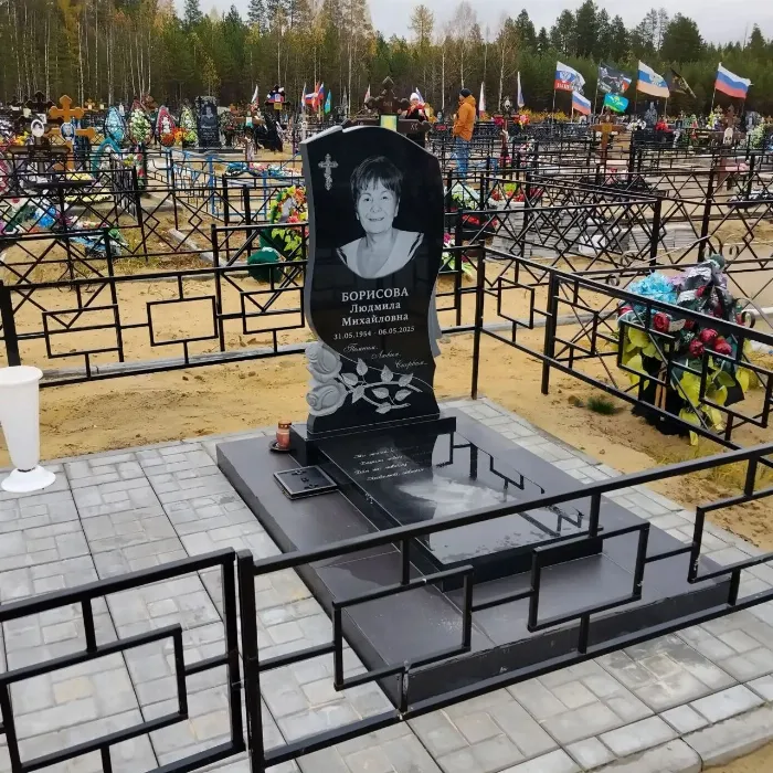 Изготовленный памятник из гранита, работа 41