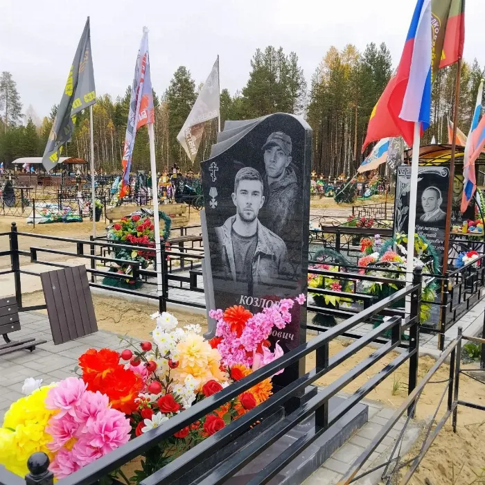 Изготовленный памятник из гранита, работа 46